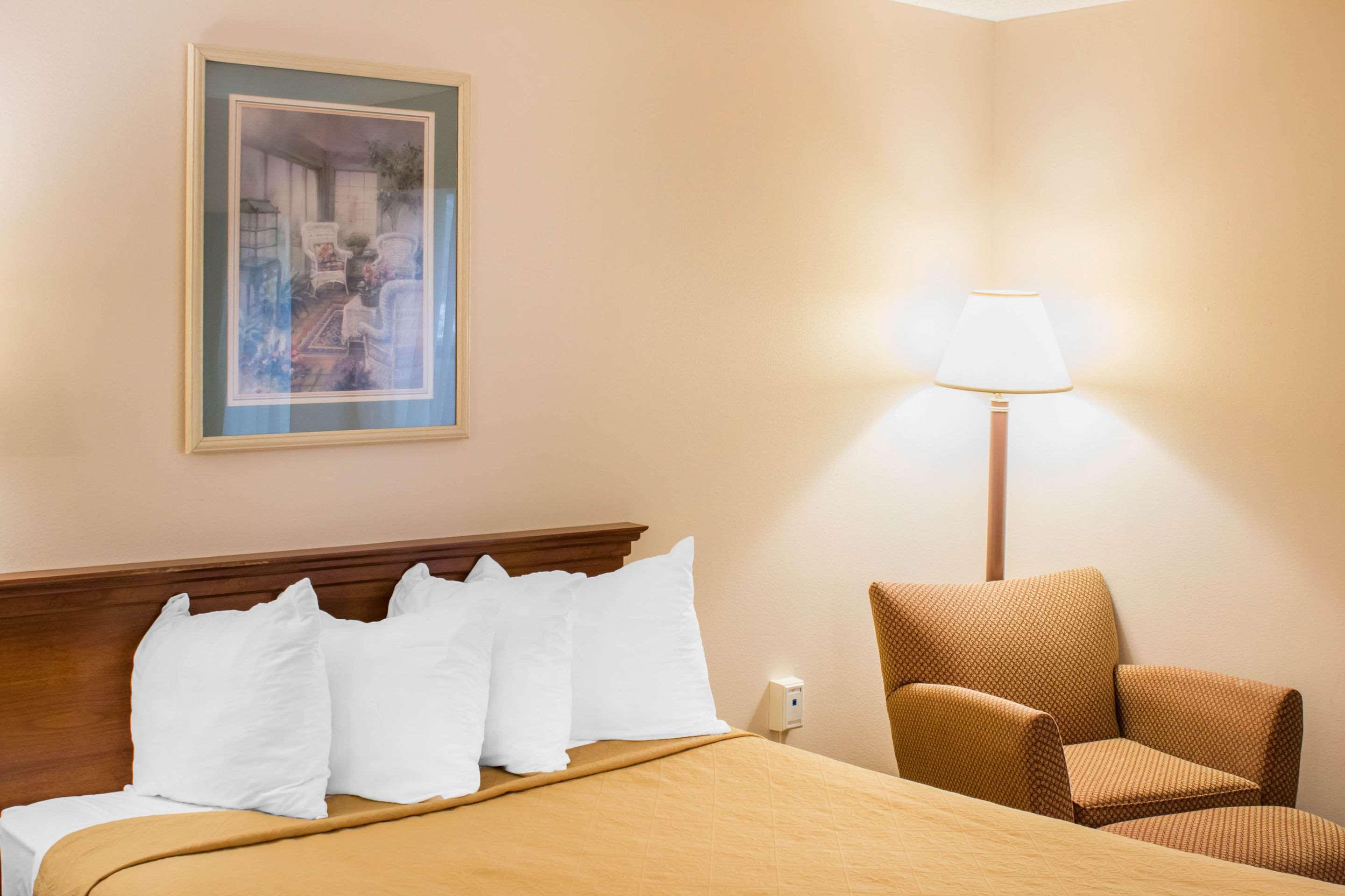 Econo Lodge Raleigh Ngoại thất bức ảnh