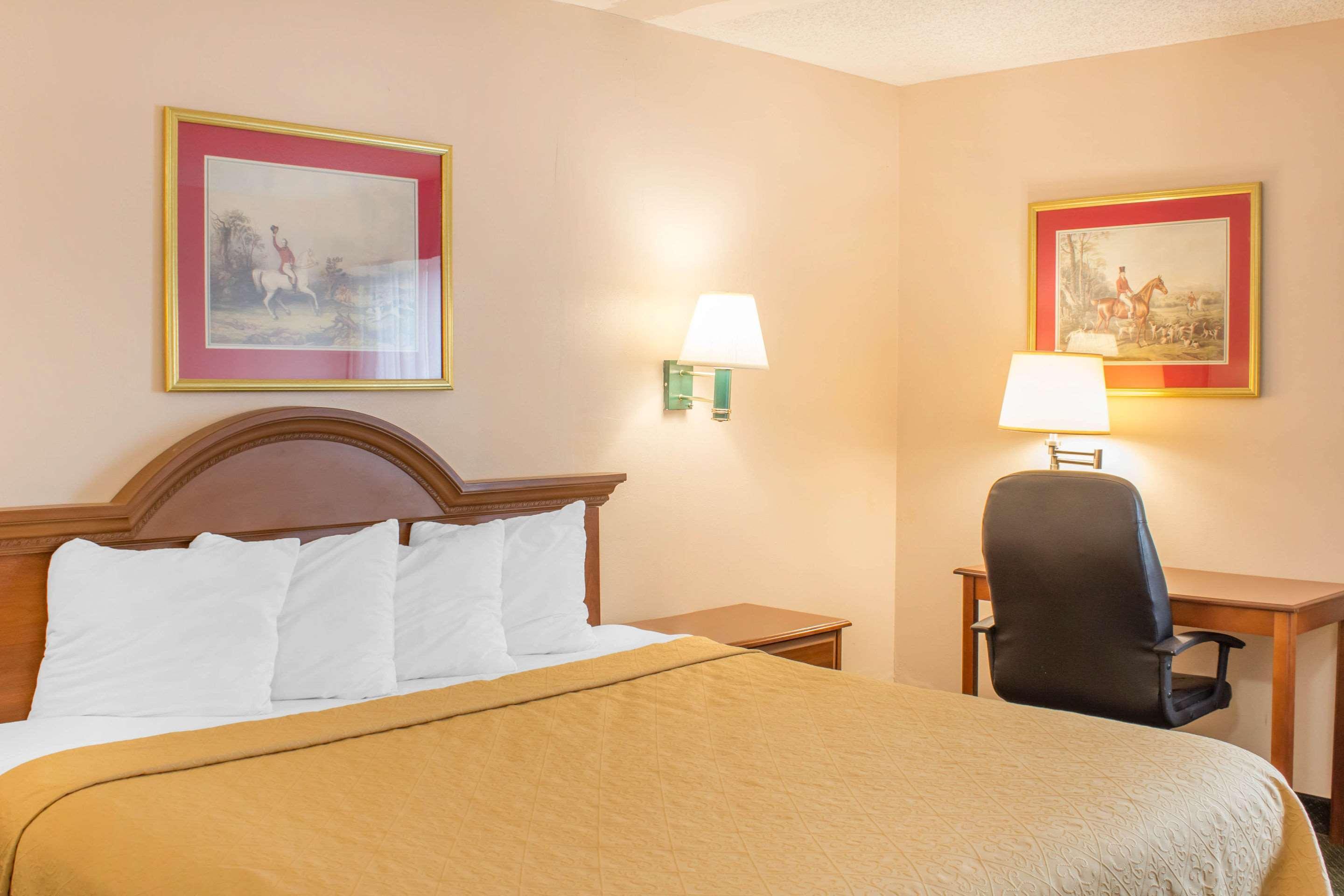 Econo Lodge Raleigh Ngoại thất bức ảnh