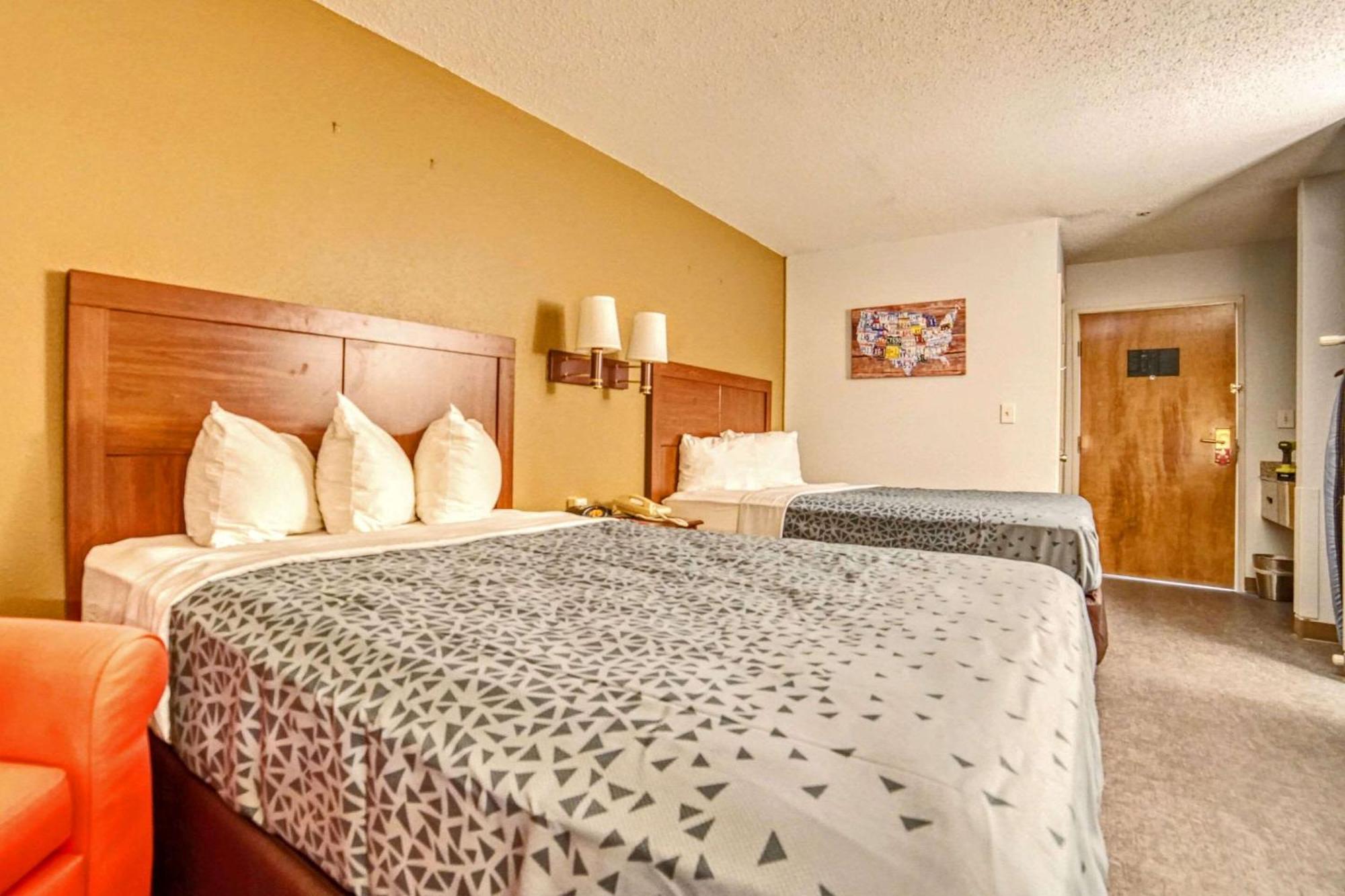 Econo Lodge Raleigh Ngoại thất bức ảnh