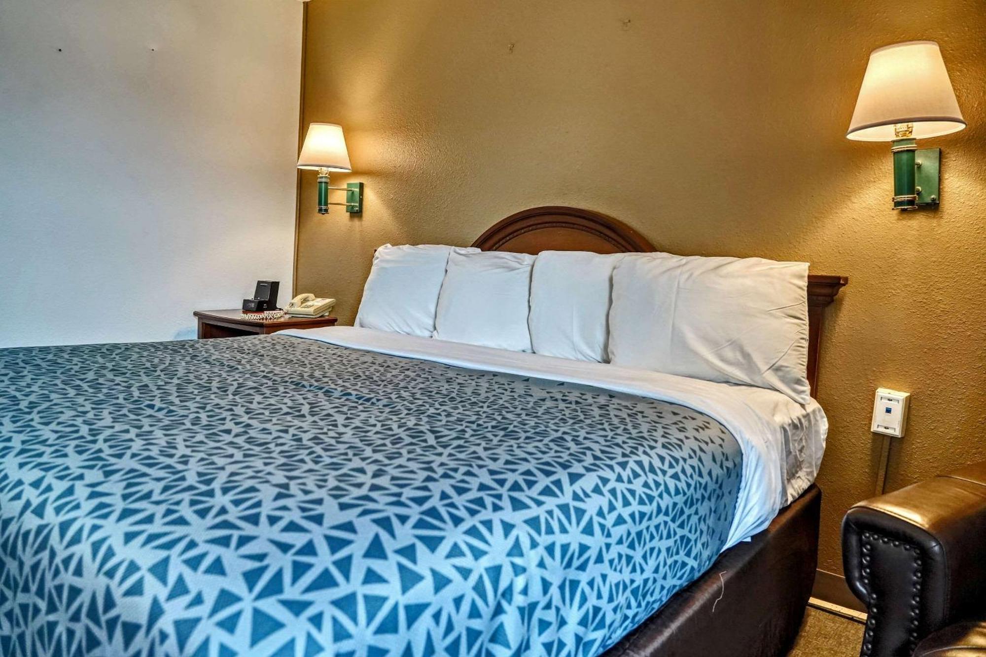 Econo Lodge Raleigh Ngoại thất bức ảnh
